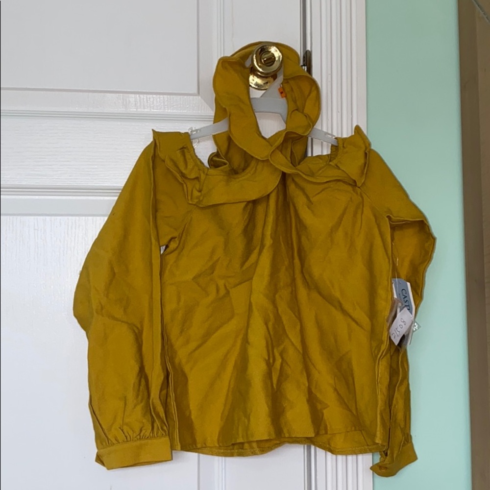 Cold Shoulder Top Mustard